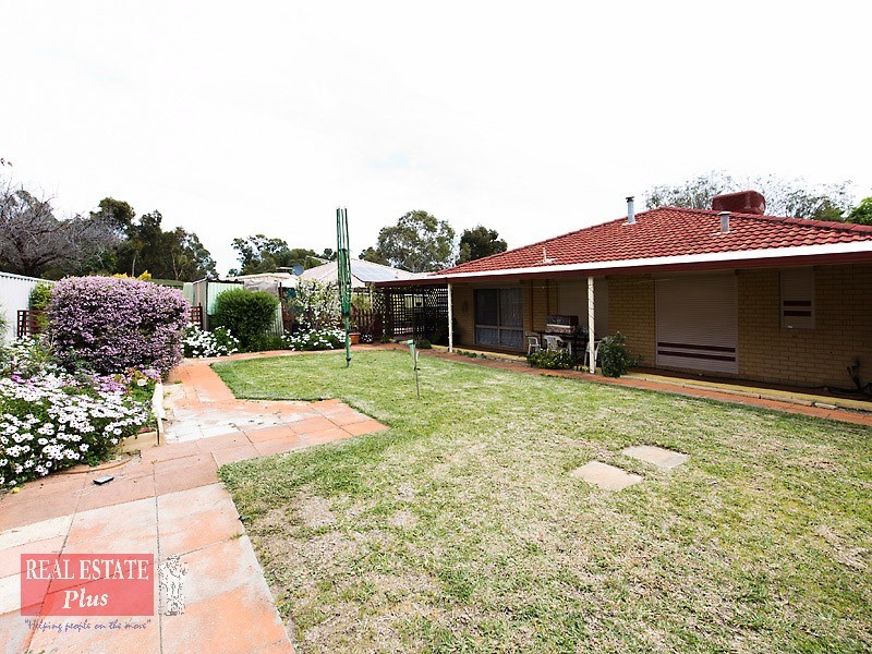 72 Lewis Jones Cross, Stratton WA 6056