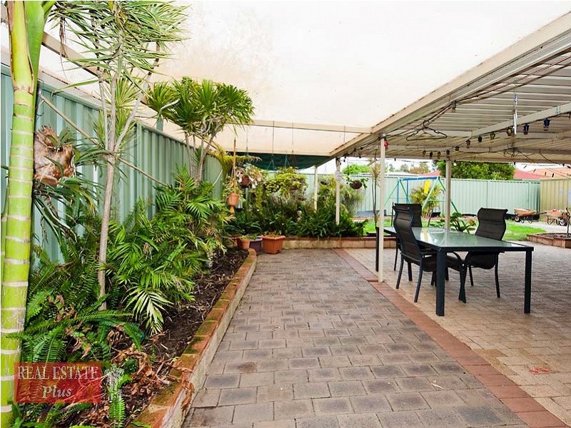 76 Stratton Boulevard, Stratton WA 6056