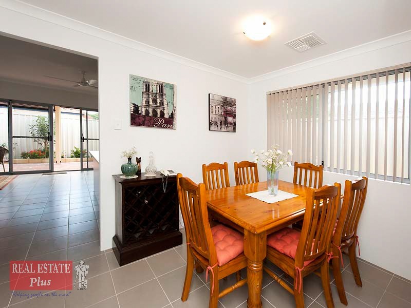 8C Margaret Street, Midland WA 6056