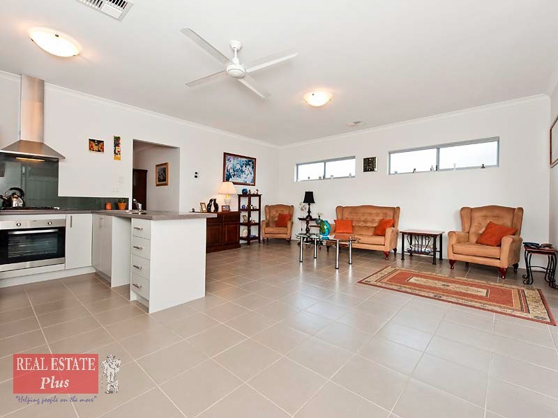 8C Margaret Street, Midland WA 6056