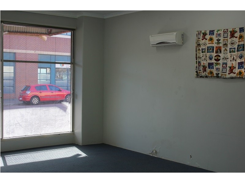 13A The Avenue, Midland WA 6056