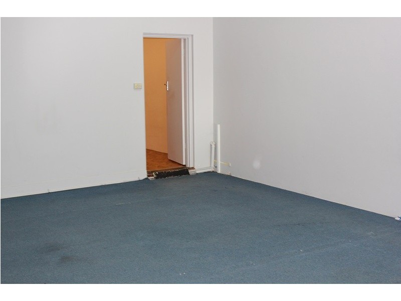 13A The Avenue, Midland WA 6056
