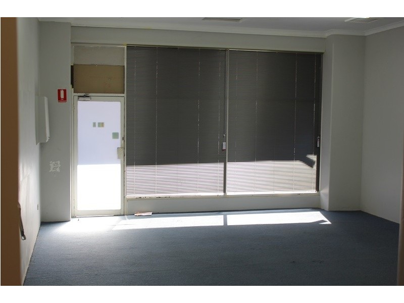 13A The Avenue, Midland WA 6056