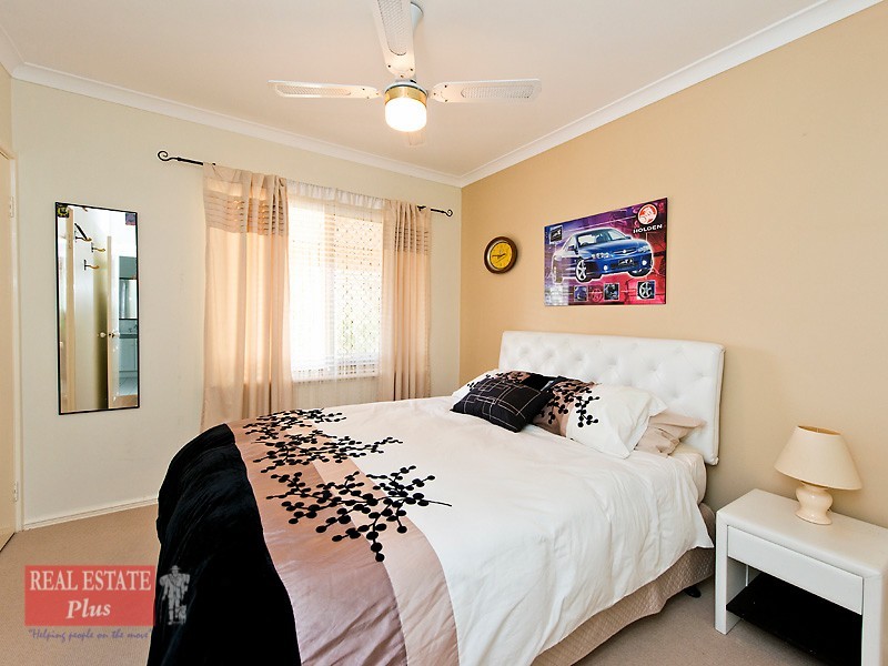 14 Parkway, Swan View WA 6056