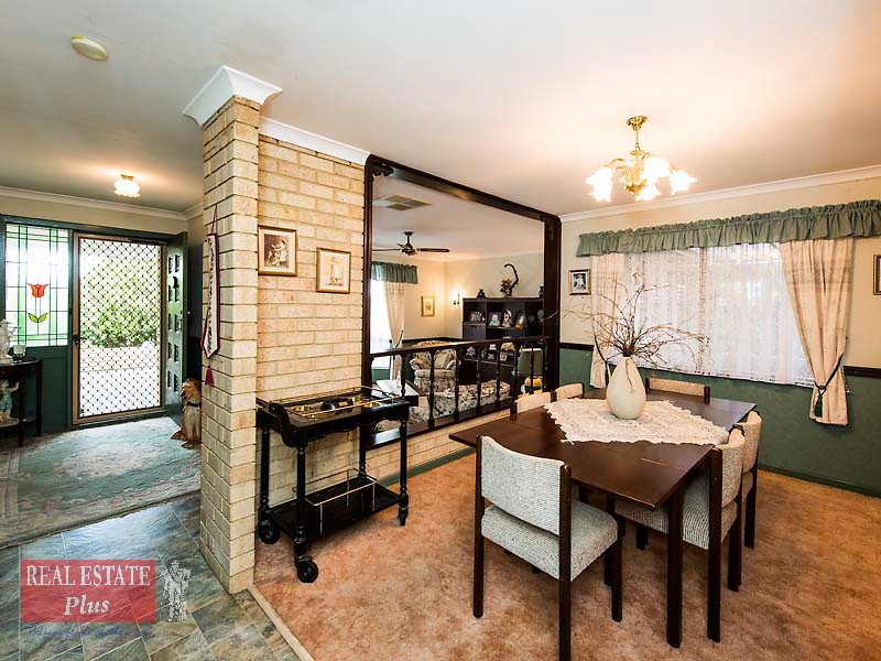 3 Harcourt Place, Bellevue WA 6056