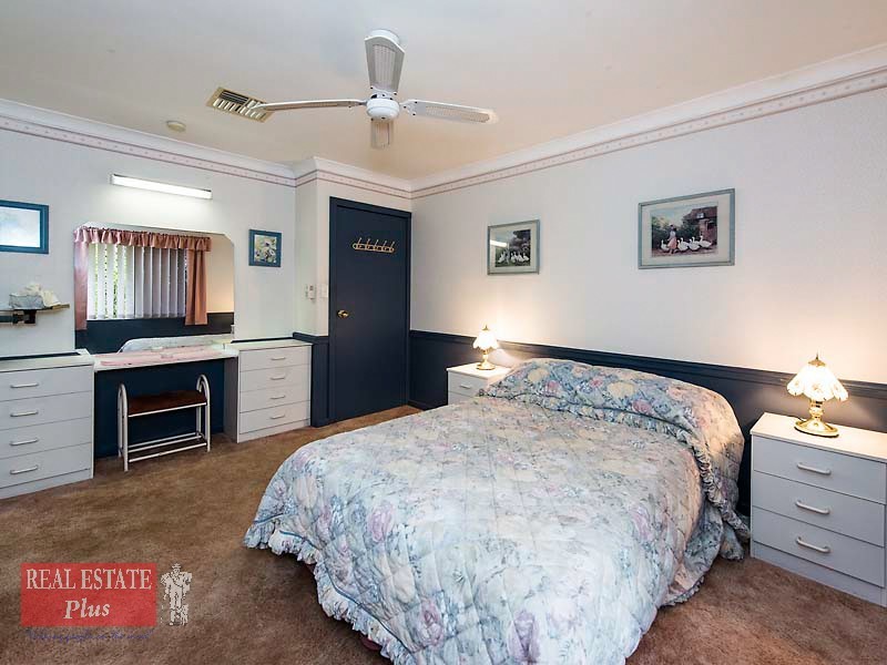 3 Harcourt Place, Bellevue WA 6056