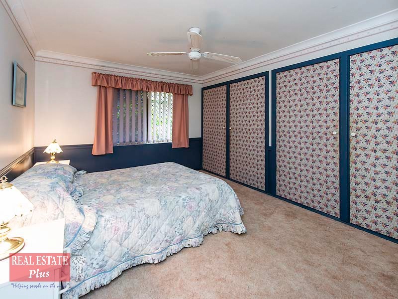 3 Harcourt Place, Bellevue WA 6056