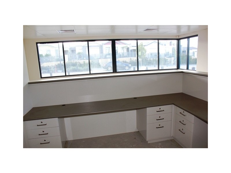 2, 15 Flecker Promanade, Aveley WA 6069