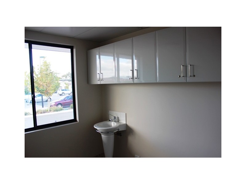 2, 15 Flecker Promanade, Aveley WA 6069