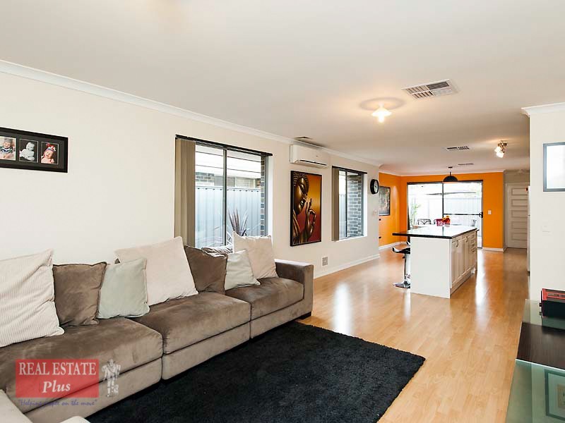 Unit 17/2 Briza Lane, Forrestfield WA 6058