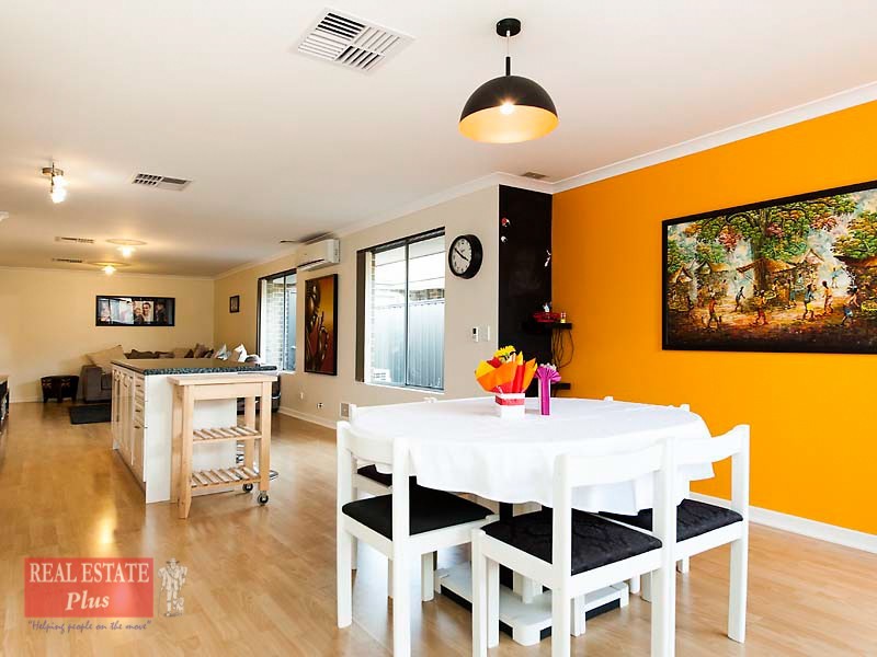 Unit 17/2 Briza Lane, Forrestfield WA 6058