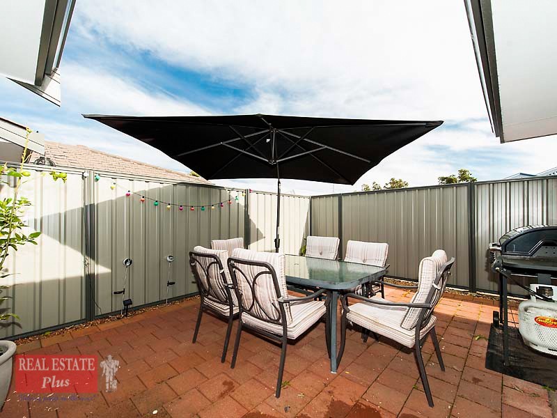 Unit 17/2 Briza Lane, Forrestfield WA 6058