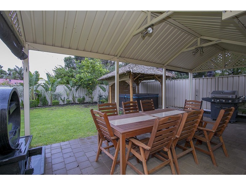 8 Milner Road, High Wycombe WA 6057