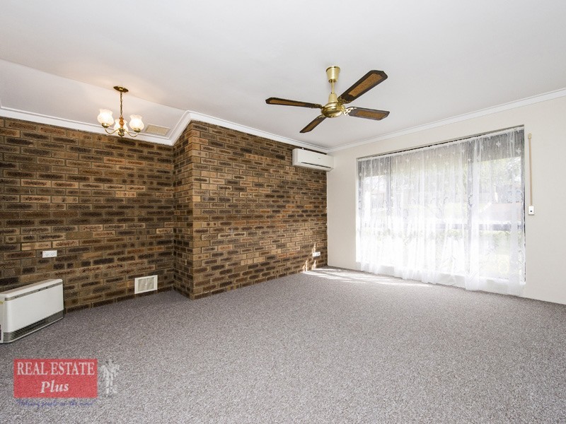 4 Banner Place, Swan View WA 6056