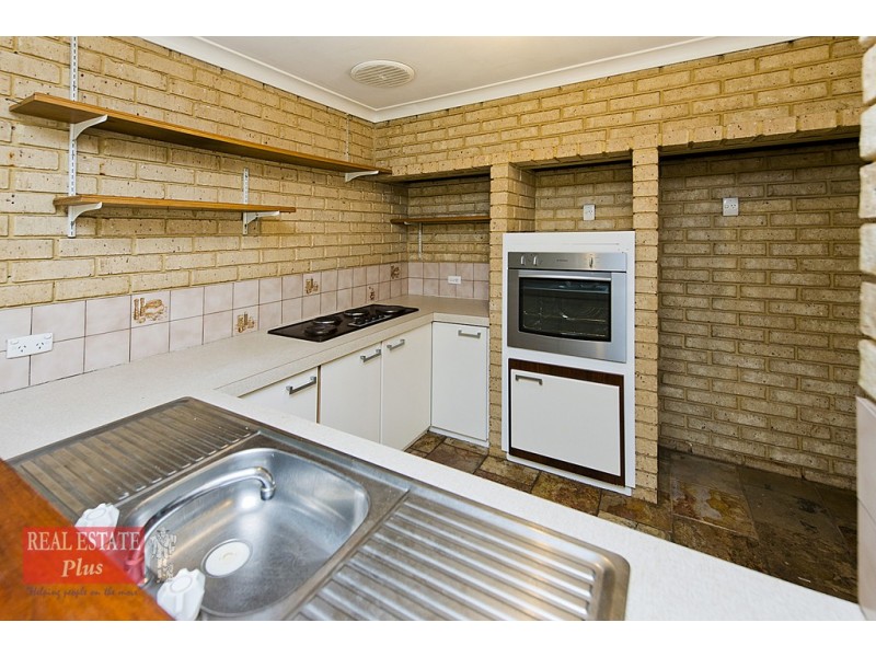 26 Balmain Road, Greenmount WA 6056