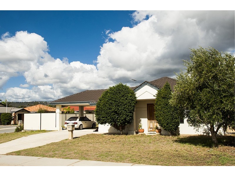 66 Fruit Tree Crescent, Forrestfield WA 6058