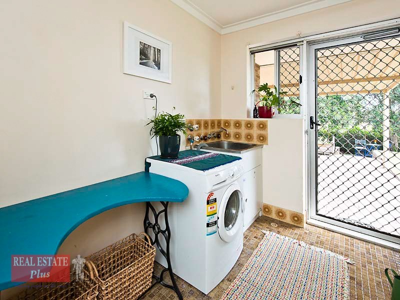 4 Elia Courtyard, Swan View WA 6056