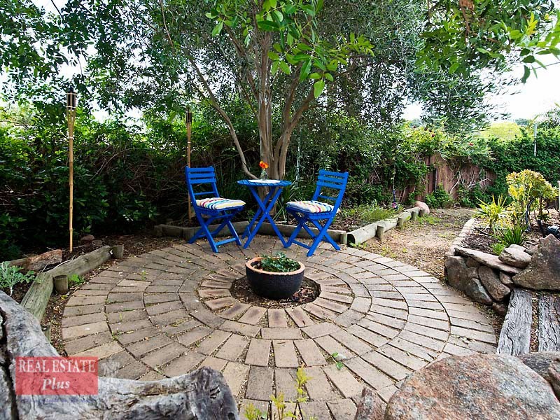 4 Elia Courtyard, Swan View WA 6056