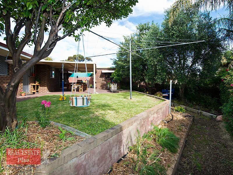 4 Elia Courtyard, Swan View WA 6056