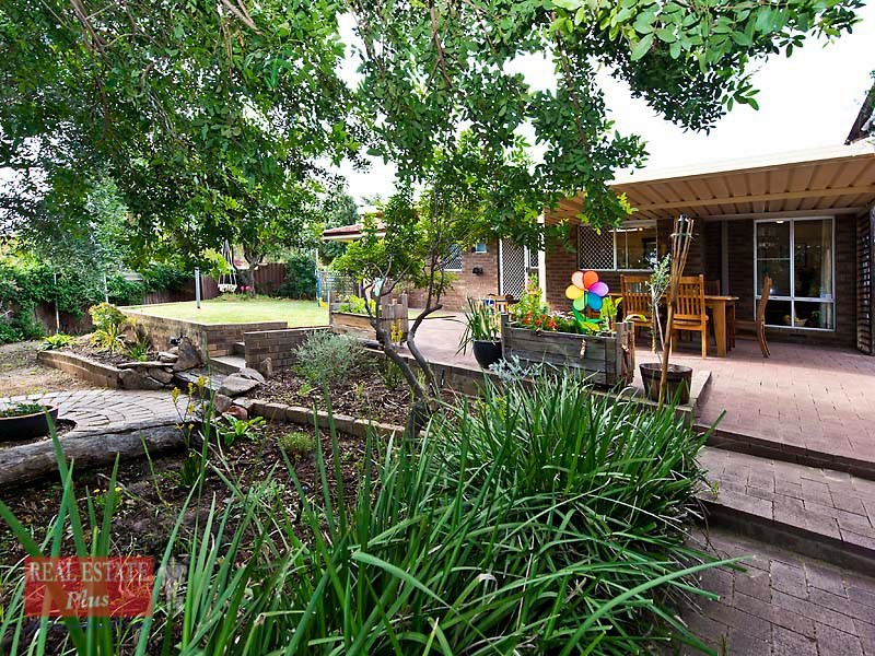 4 Elia Courtyard, Swan View WA 6056