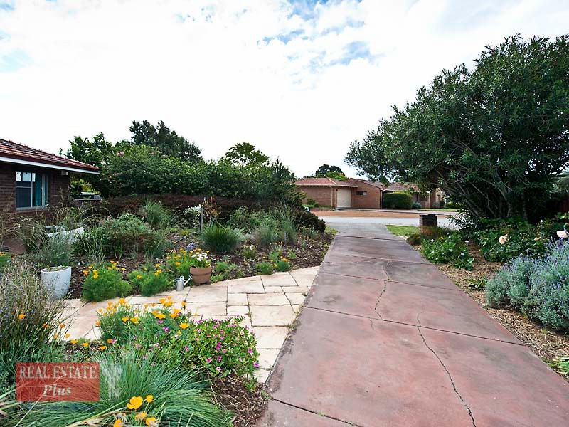 4 Elia Courtyard, Swan View WA 6056