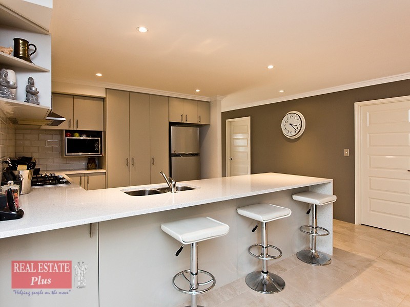 15A Cumberland Road, Forrestfield WA 6058