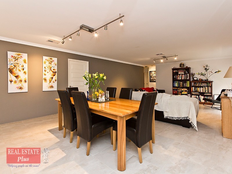 15A Cumberland Road, Forrestfield WA 6058