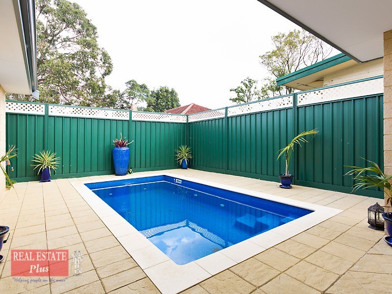 15A Cumberland Road, Forrestfield WA 6058