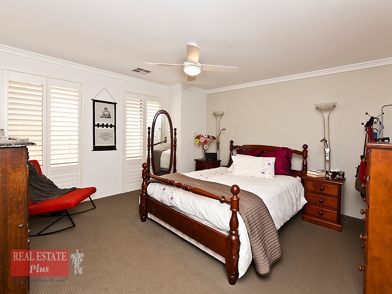 15A Cumberland Road, Forrestfield WA 6058