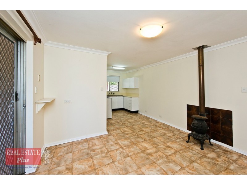 3 Fairfax Road, Swan View WA 6056