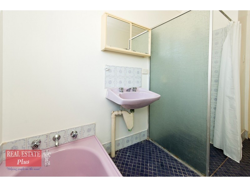 3 Fairfax Road, Swan View WA 6056