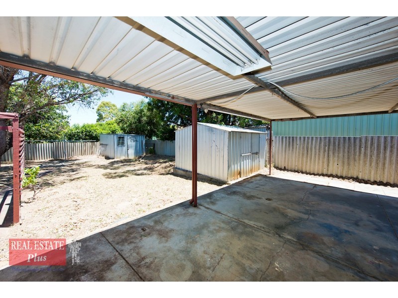 3 Fairfax Road, Swan View WA 6056