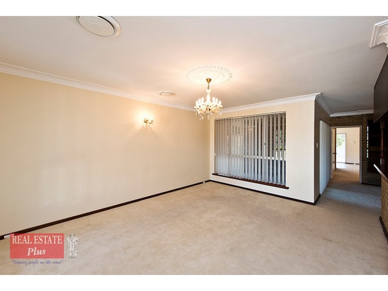 17 Fairfax Road, Swan View WA 6056