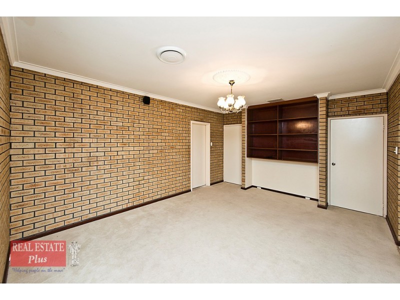 17 Fairfax Road, Swan View WA 6056