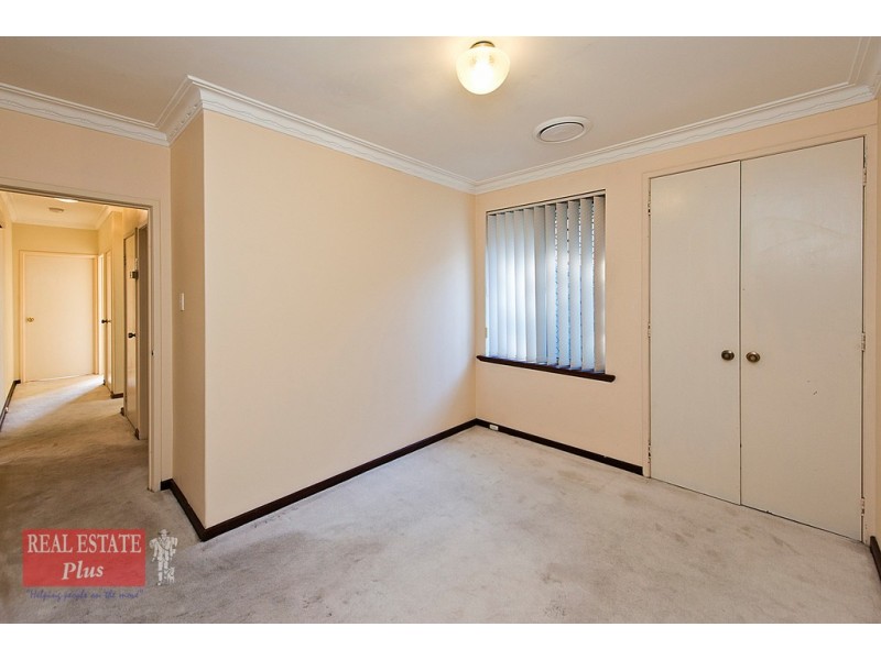 17 Fairfax Road, Swan View WA 6056