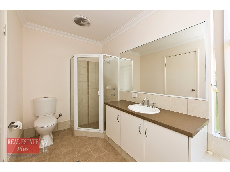 14/15 Spring Avenue, Midland WA 6056