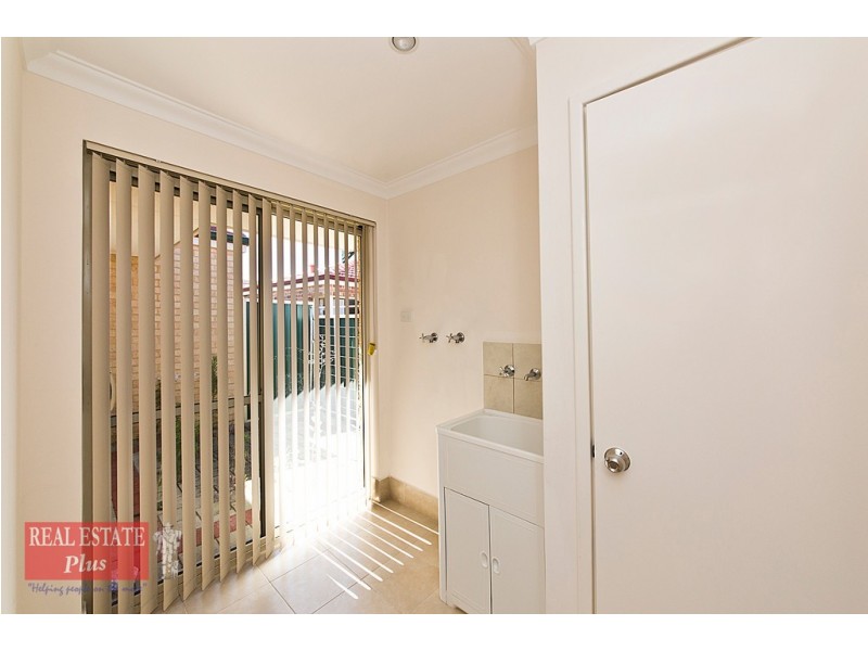 14/15 Spring Avenue, Midland WA 6056
