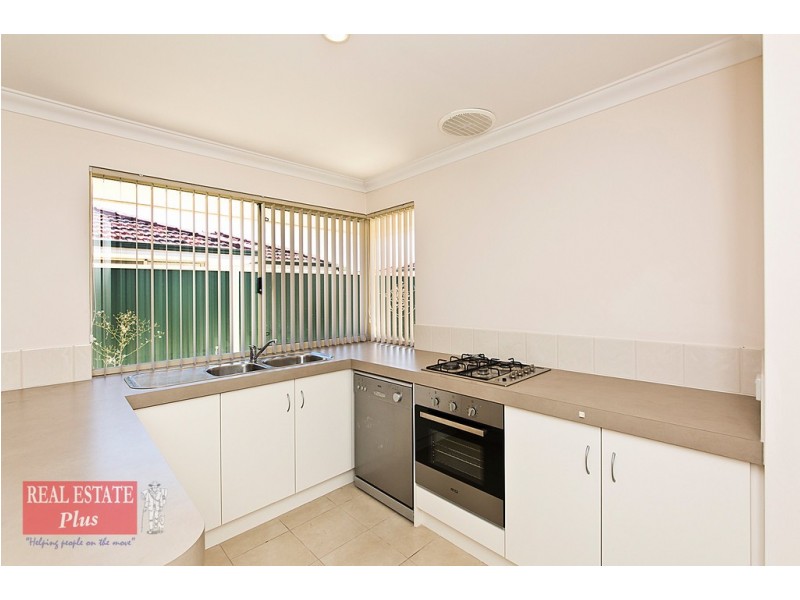 14/15 Spring Avenue, Midland WA 6056
