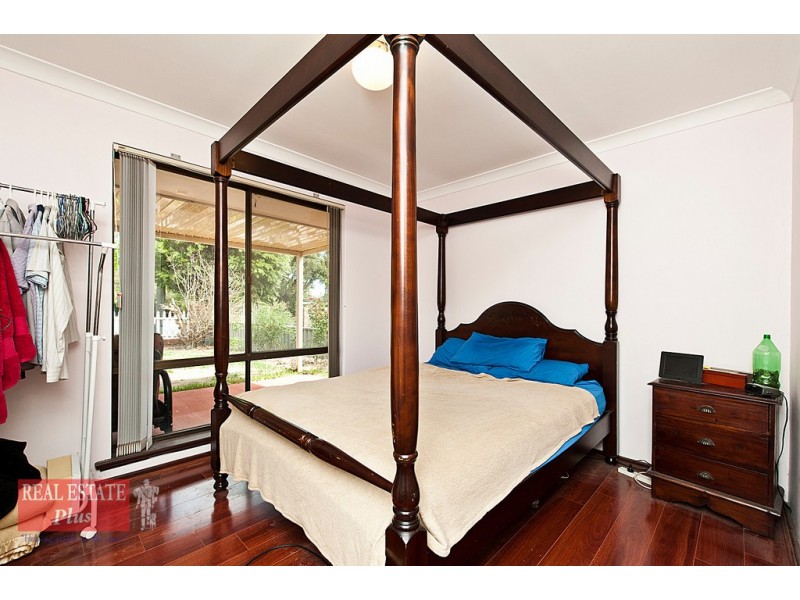 49 Moira Avenue, Forrestfield WA 6058