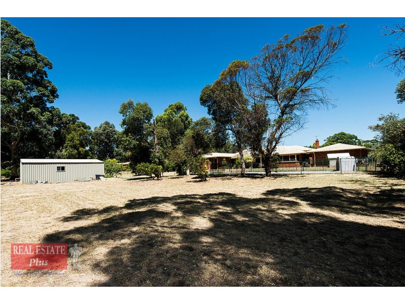 7 Hawkvalley Crescent, Maida Vale WA 6057