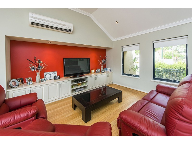 12 Hebe Lane, Woodbridge WA 6056