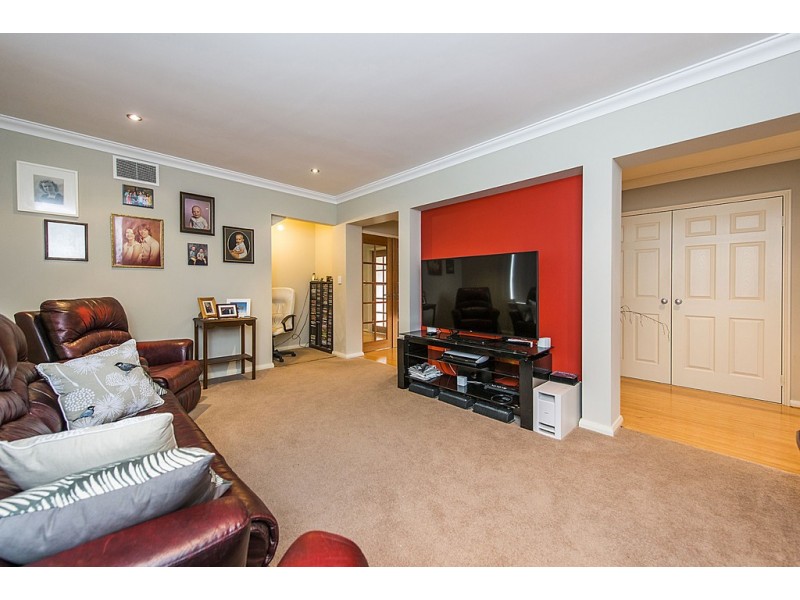 12 Hebe Lane, Woodbridge WA 6056