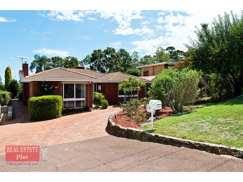 7 Russell Road, Greenmount WA 6056