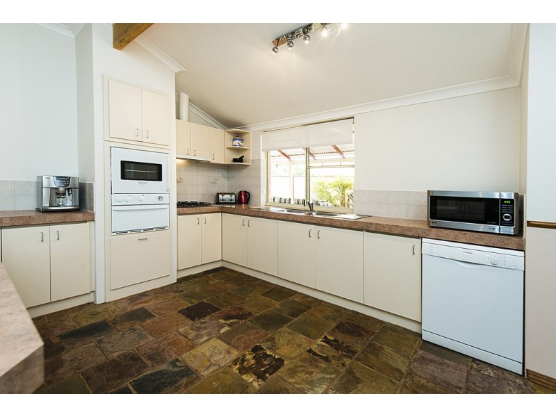 6 Nyanda Rise, Jane Brook WA 6056