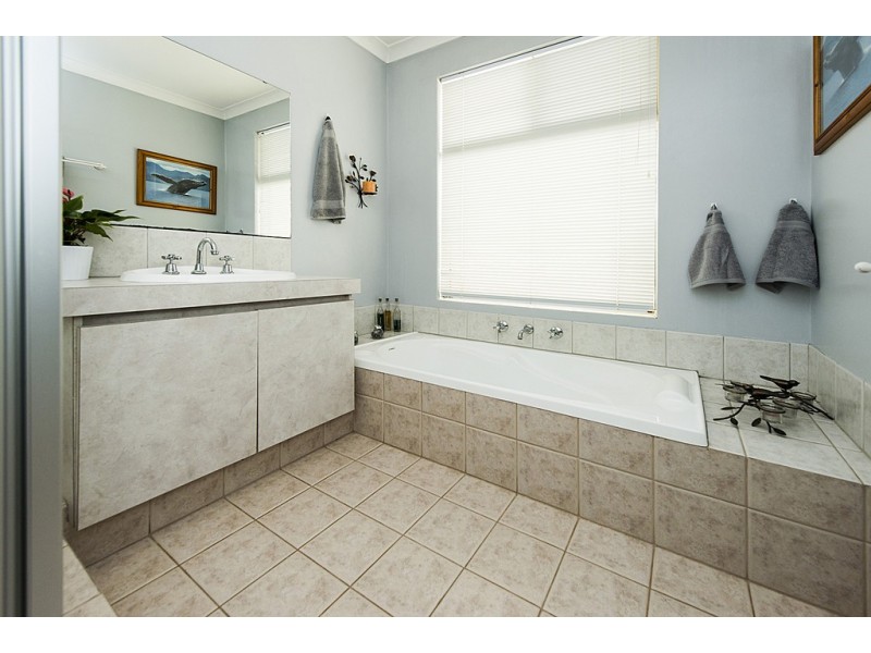 6 Nyanda Rise, Jane Brook WA 6056