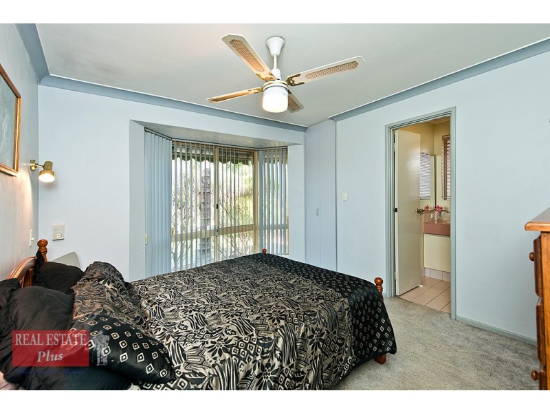 35 Farmview Drive, Bellevue WA 6056