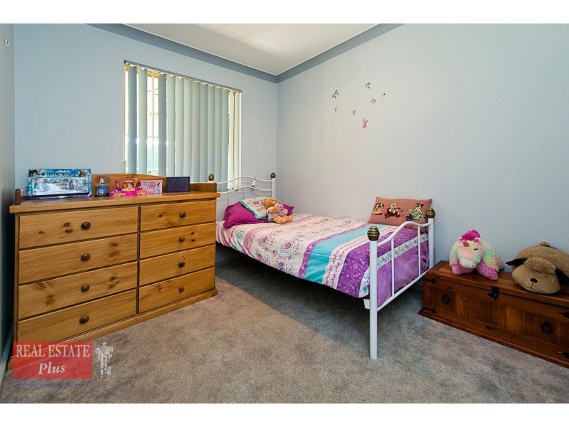 35 Farmview Drive, Bellevue WA 6056