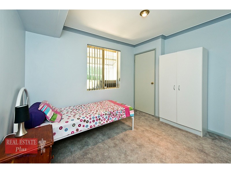 35 Farmview Drive, Bellevue WA 6056