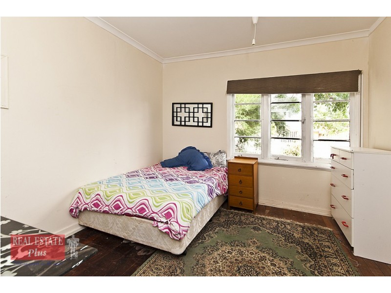 14 Wellaton Street, Midvale WA 6056