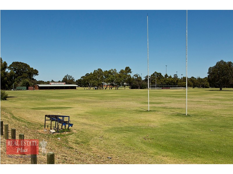 Unit 1, 39 Edinburgh Road, Forrestfield WA 6058